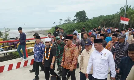 Gubernur Helmi Hasan Resmikan Jembatan Air Matan Seluma