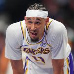 NBA: Jaxson Hayes Diskors karena Mendorong Maskot Wizards