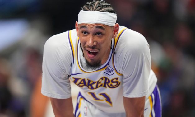 NBA: Jaxson Hayes Diskors karena Mendorong Maskot Wizards