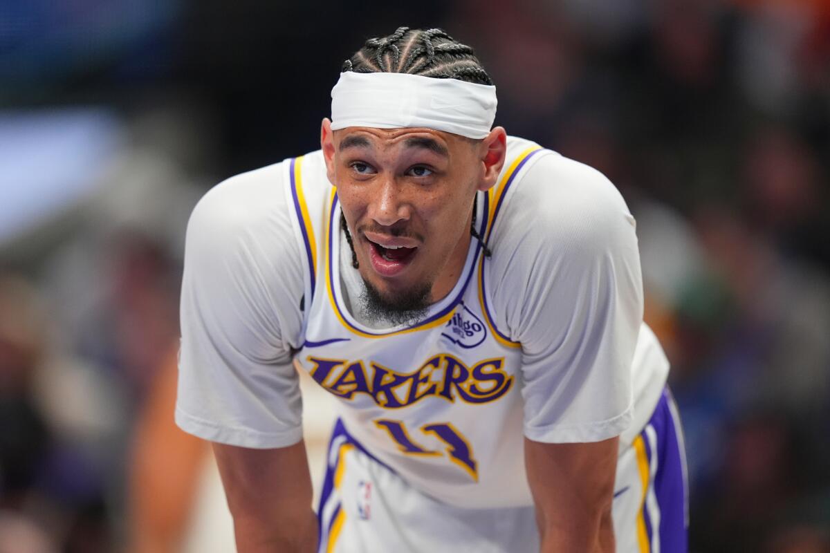 NBA: Jaxson Hayes Diskors karena Mendorong Maskot Wizards