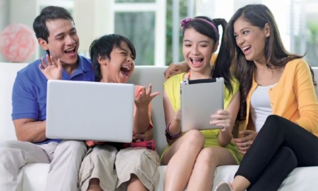 Aktivitas Online Yang Semakin Banyak Digunakan Masyarakat